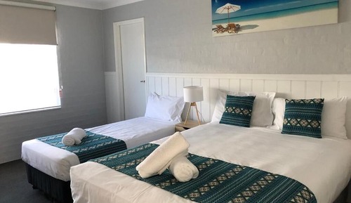 Family Room, 2 Bedrooms