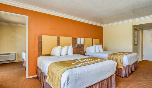 Family Room, Multiple Beds, Non Smoking