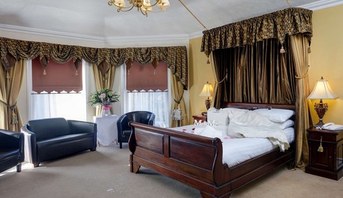 Superior Room, 1 Queen Bed, Non Smoking