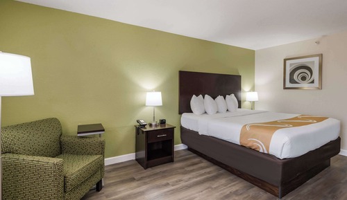 Standard Room, 1 King Bed, Non Smoking