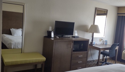 Deluxe Studio Suite, 1 King Bed, Non Smoking
