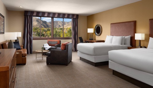 2 Queen Beds, Executive Room, Mountain View