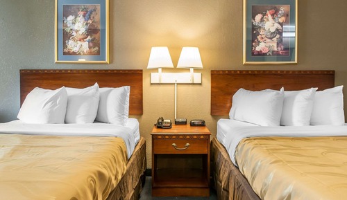 Standard Room, 2 Double Beds, Non Smoking