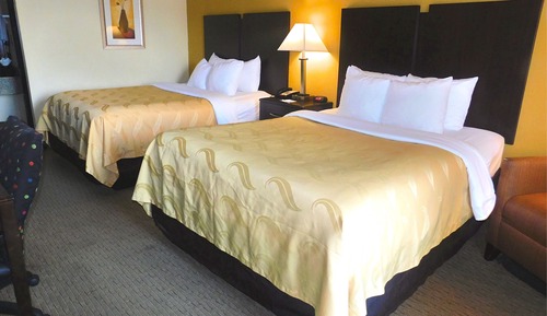 Standard Room, 2 Queen Beds, Non Smoking
