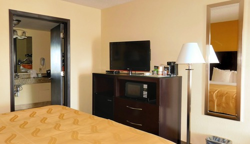 Standard Room, 1 King Bed, Non Smoking