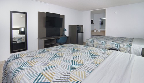 Standard Room, 2 Queen Beds, Non Smoking, Refrigerator & Microwave