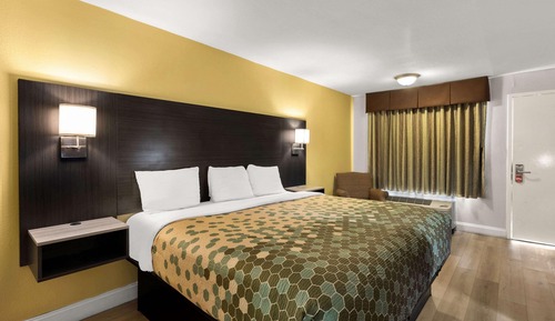 Room, 1 King Bed, Accessible, Non Smoking