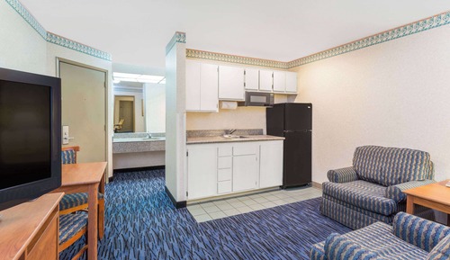 Suite, 2 Double Beds, Non Smoking (2 Double Beds)