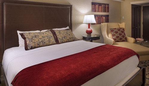 Royal Room, 1 King Bed