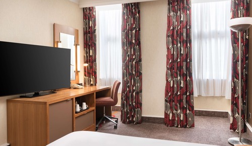 Double Hilton Deluxe Room