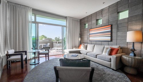 Suite, 1 King Bed, Accessible (Spa)