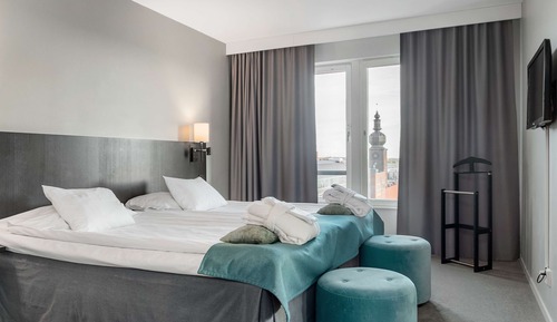 Exclusive Suite, 1 King Bed, Non Smoking (Larger Room)