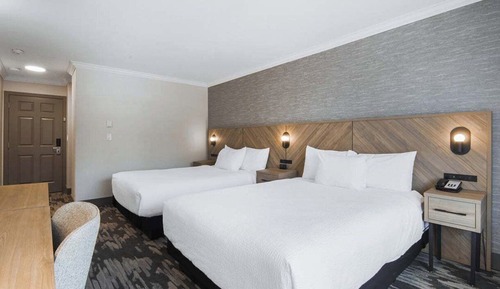 Standard Room, 2 Queen Beds (Atrium Building)