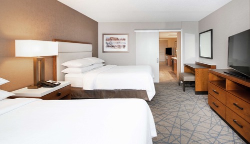 Suite, 2 Queen Beds, Accessible (Hearing)