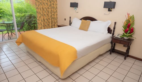Superior Double Room, Garden View