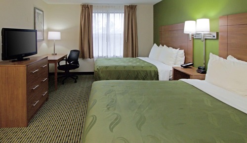 Suite, 2 Queen Beds, Non Smoking