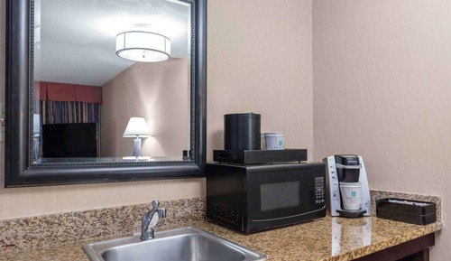 Suite, 2 Double Beds, Non Smoking