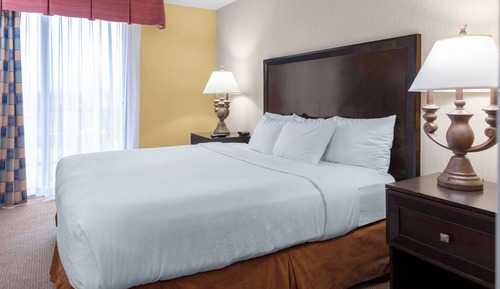 Premium Suite, 1 King Bed, Non Smoking