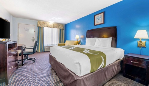 Standard Room, 1 King Bed, Non Smoking