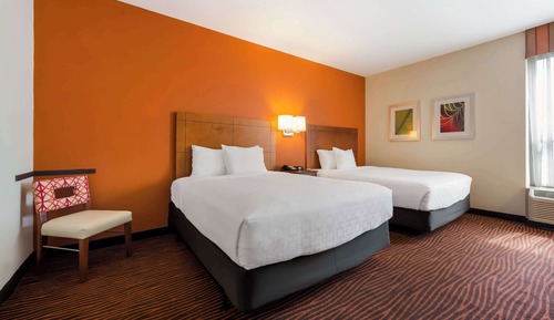 Standard Room, 2 Queen Beds, Non Smoking, Microwave
