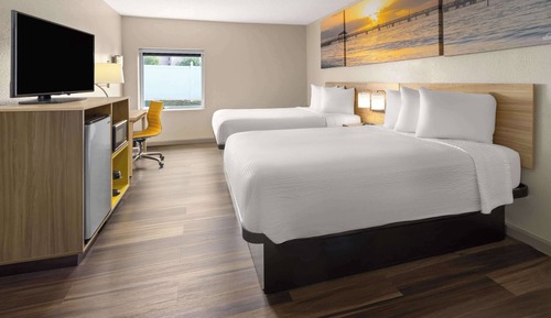 Room, 2 Double Beds, Non Smoking (Interior Corridor)