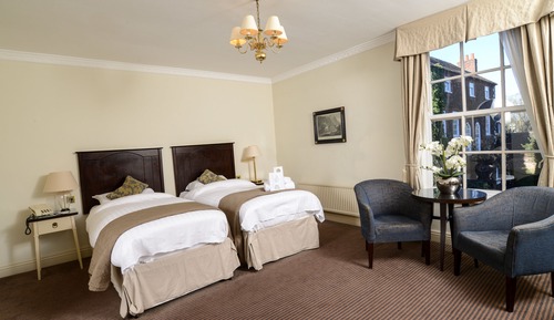 Standard Twin Room