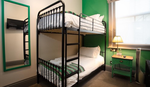 Comfy Quadruple Room
