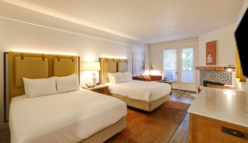 Room, 2 Queen Beds, Patio