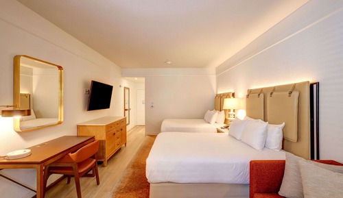 Room, 2 Queen Beds, Balcony