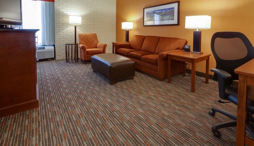 Suite, 1 King Bed with Sofa bed, Refrigerator & Microwave (Upper Floor)