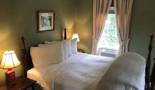 Standard Double Room, Ensuite (Chittenden)