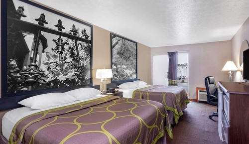 Room, 2 Queen Beds, Non Smoking