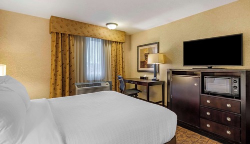 Room, 1 Queen Bed, Accessible, Non Smoking