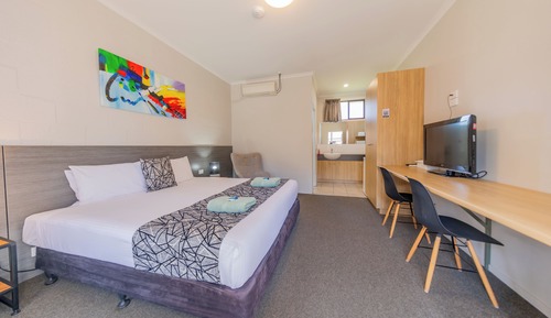 1 Bedroom, King Room