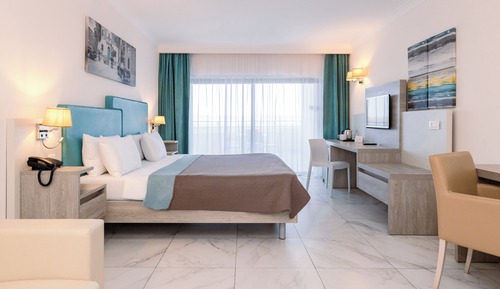 Comfort Quadruple Room, Balcony (Land view)