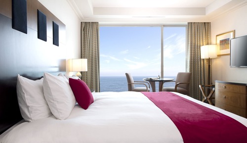 [Buldak stir-fried Ramyeon & Chicken Room Service] Deluxe Family Twin, 2 Double beds, Ocean view