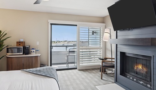 Deluxe Room, 1 King Bed, Ocean View