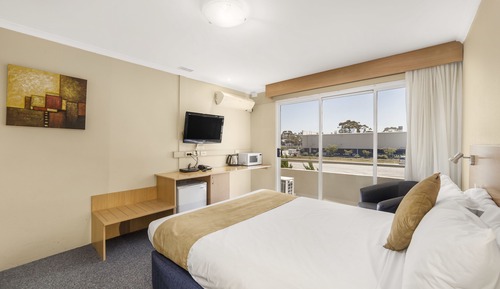 Standard Queen Room