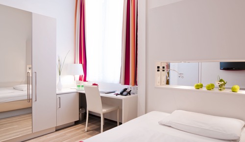 Premium Single Room