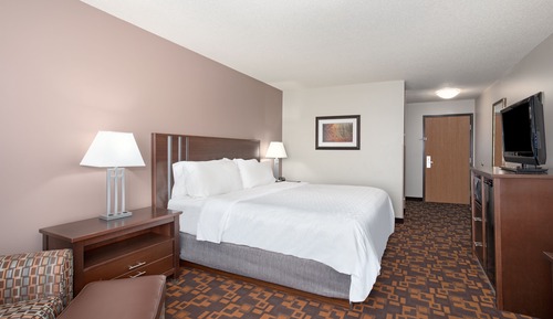 Standard Room, 1 King Bed