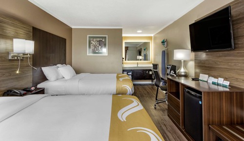 Room, 2 Queen Beds, Non Smoking