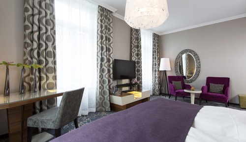 Deluxe Double Room City View
