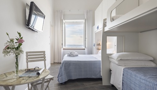 Family Quadruple Room, Sea View