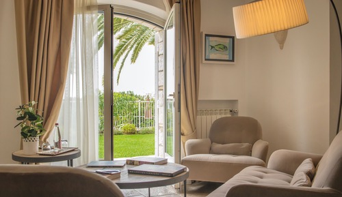 Premium Suite