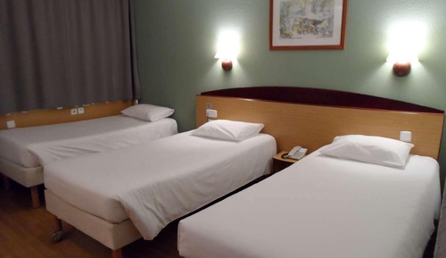 Triple Room