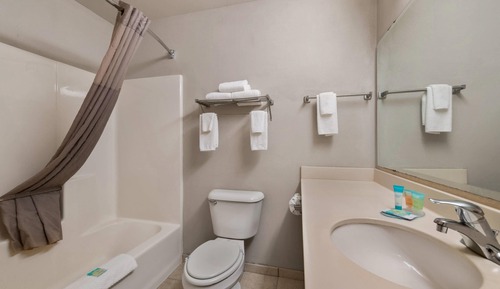 Standard Room, 2 Queen Beds, Non Smoking