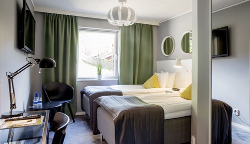 Twin Room (no pool/spa included)