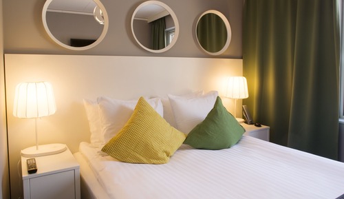Compact Room (no pool/spa included)