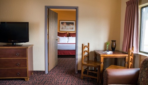 Suite, 1 Bedroom, Non Smoking, River View