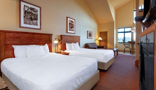 Loft, Multiple Beds, Non Smoking, Golf View